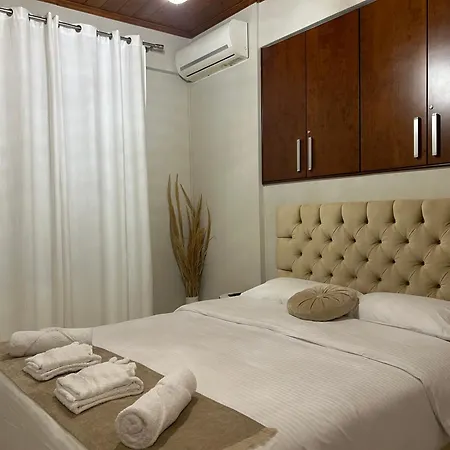 Dirfys House בית נופש *